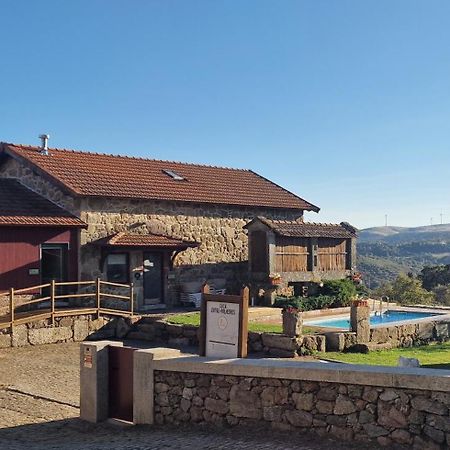 Casa Entre-Palheiros E Casa Do Canastro Montalegre Exterior foto