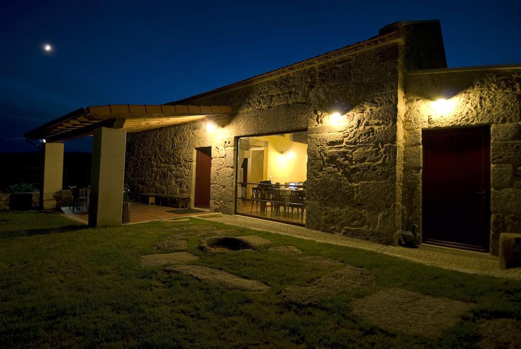 Casa Entre-Palheiros E Casa Do Canastro Montalegre Zimmer foto
