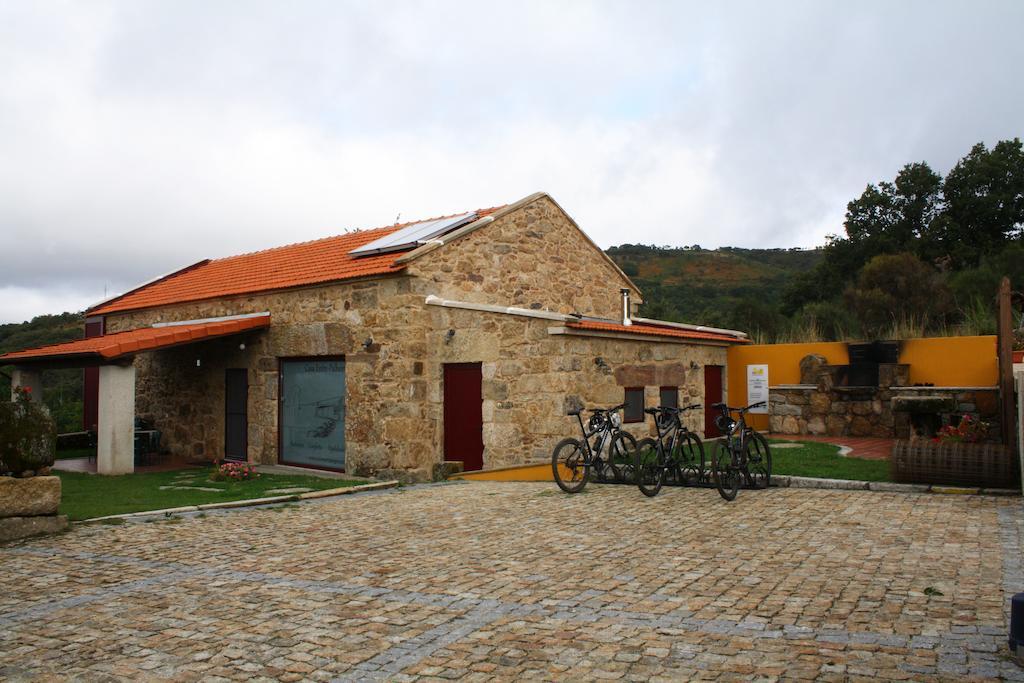 Casa Entre-Palheiros E Casa Do Canastro Montalegre Exterior foto